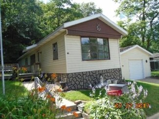 334 Main St, Camp Douglas, WI 54618