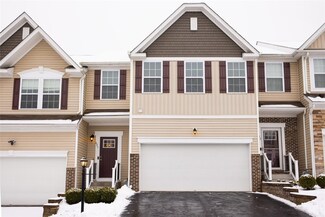 625 Freedom Dr, Carnegie, PA 15106