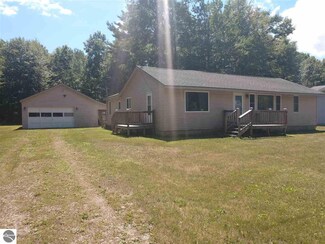 5692 E Hammel Beach Rd, Au Gres, MI 48703