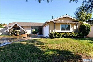 2517 S Spruce St, Santa Ana, CA 92704