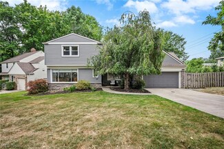 2329 Lyndway Rd, Beachwood, OH 44122