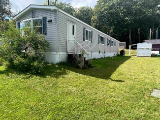 23 Schult St, Keene, NH 03431
