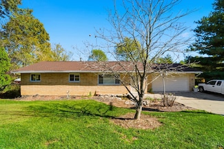 9208 West Rd, Cleves, OH 45002