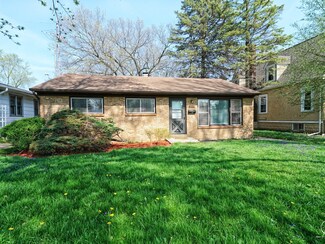 2107 Elizabeth Ave, Zion, IL 60099