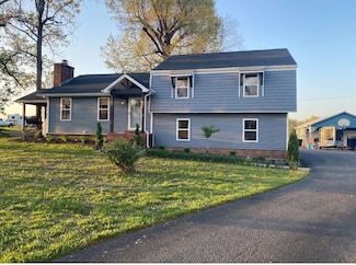 3776 Holland Rd, Scottsville, KY 42164