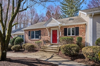 48 Chapel St Unit H, Northampton, MA 01060