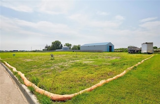 70 NW Alderleaf Dr, Waukee, IA 50263