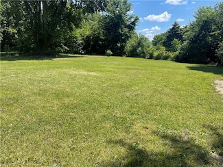 268 Ridge Way, Sharon, PA 16146