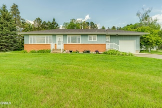 4700 26th St NE, Bismarck, ND 58503