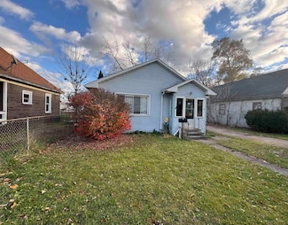 2206 Jerome St, Saginaw, MI 48602