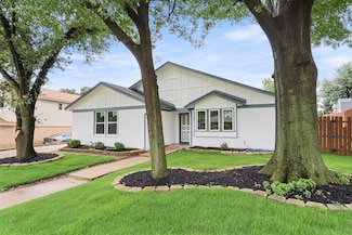 2024 Oakmeadow St, Bedford, TX 76021