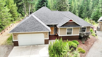 13306 N Muzzy Rd, Newman Lake, WA 99025