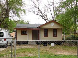 138 W 80th St, Shreveport, LA 71106