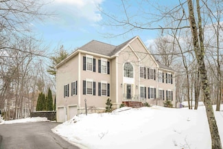 21 Squire Armour Rd, Windham, NH 03087