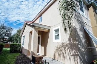 550 Las Fuentes Dr, Kissimmee, FL 34746