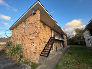 2009 Plaza Dr Unit A, Chalmette, LA 70043