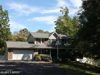 5815 Colchester Rd, Fairfax, VA 22030