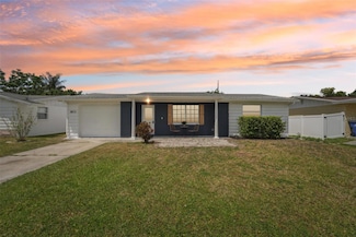 3813 Luma Dr, Holiday, FL 34691