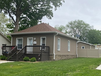 520 W Devlin St, Spring Valley, IL 61362