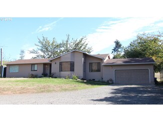 10950 NW Brooks Rd, Portland, OR 97231