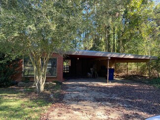 2983 Evergreen Ave, Camden, AR 71701