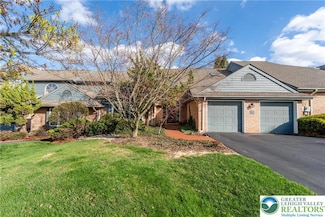 2951 Exeter Dr, Emmaus, PA 18049