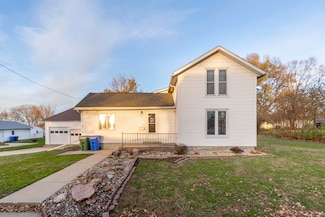 44 Charles City Rd, Nashua, IA 50658