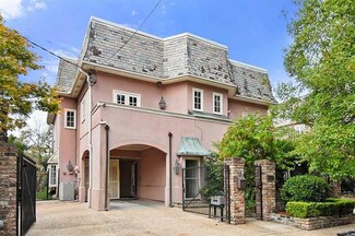 1528 Seventh St, New Orleans, LA 70115