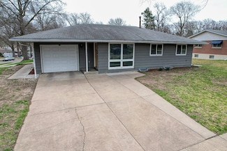7100 Holdrege St, Lincoln, NE 68505