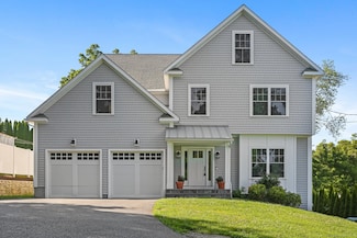 248 Mayweed Rd, Fairfield, CT 06824