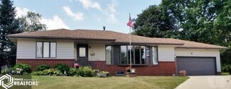 1107 Ridgeway Dr, Audubon, IA 50025