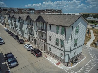 206 S Village Way, Lewisville, TX 75057