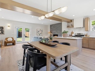 600 S Cottonwood Dr, Richardson, TX 75080