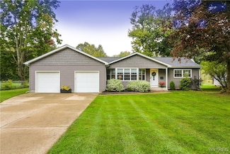131 Lenora Dr, Hamburg, NY 14075