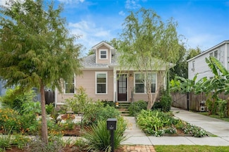 2157 Robin St, New Orleans, LA 70122