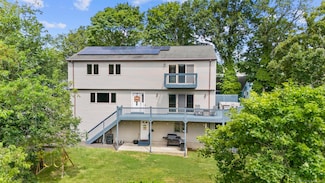 117 Mansfield Grove Rd, East Haven, CT 06512