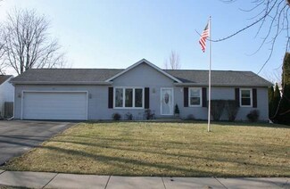 235 N Nina St, Cortland, IL 60112