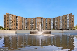 3330 N Leisure World Blvd Unit 5-428, Silver Spring, MD 20906