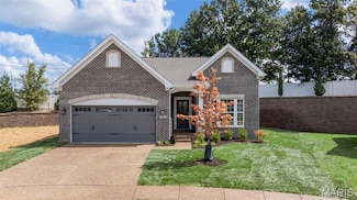 107 Quail Bluff Ct, Wentzville, MO 63385