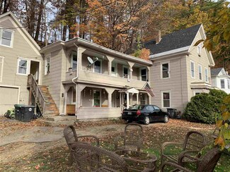 42 Central St, Franklin, NH 03235