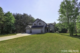 11174 Michigan Dune Dr, West Olive, MI 49460