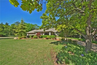 1611 N Canary Dr, Edmond, OK 73034