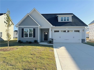 175 Watercress Ln, Raeford, NC 28376