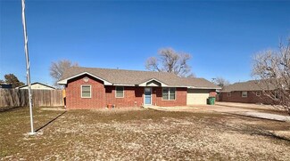 405 E 6th St, Duke, OK 73532