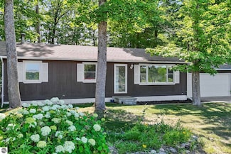 5674 Goodrick Rd, Traverse City, MI 49684