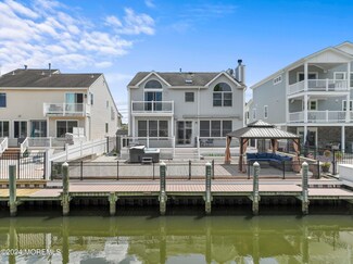 56 Jib Ln, Brick, NJ 08723