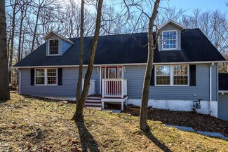 200 Houghton Rd, Northfield, OH 44067