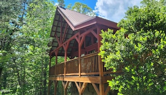 1926 Bird Hill Rd, Sevierville, TN 37876