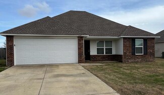 3714 Churchill Dr, Jonesboro, AR 72404