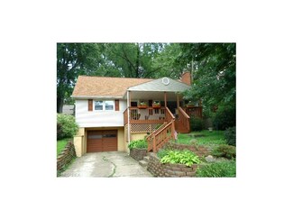 1118 Monument Rd NW, Canton, OH 44703
